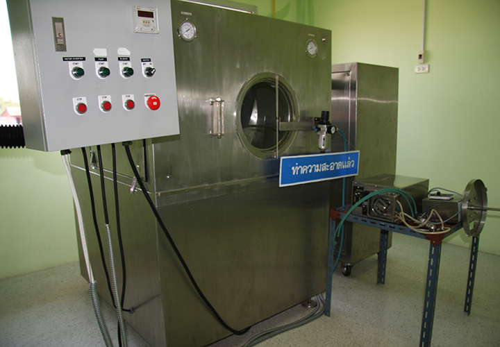 食物繊維を吹き付ける機械